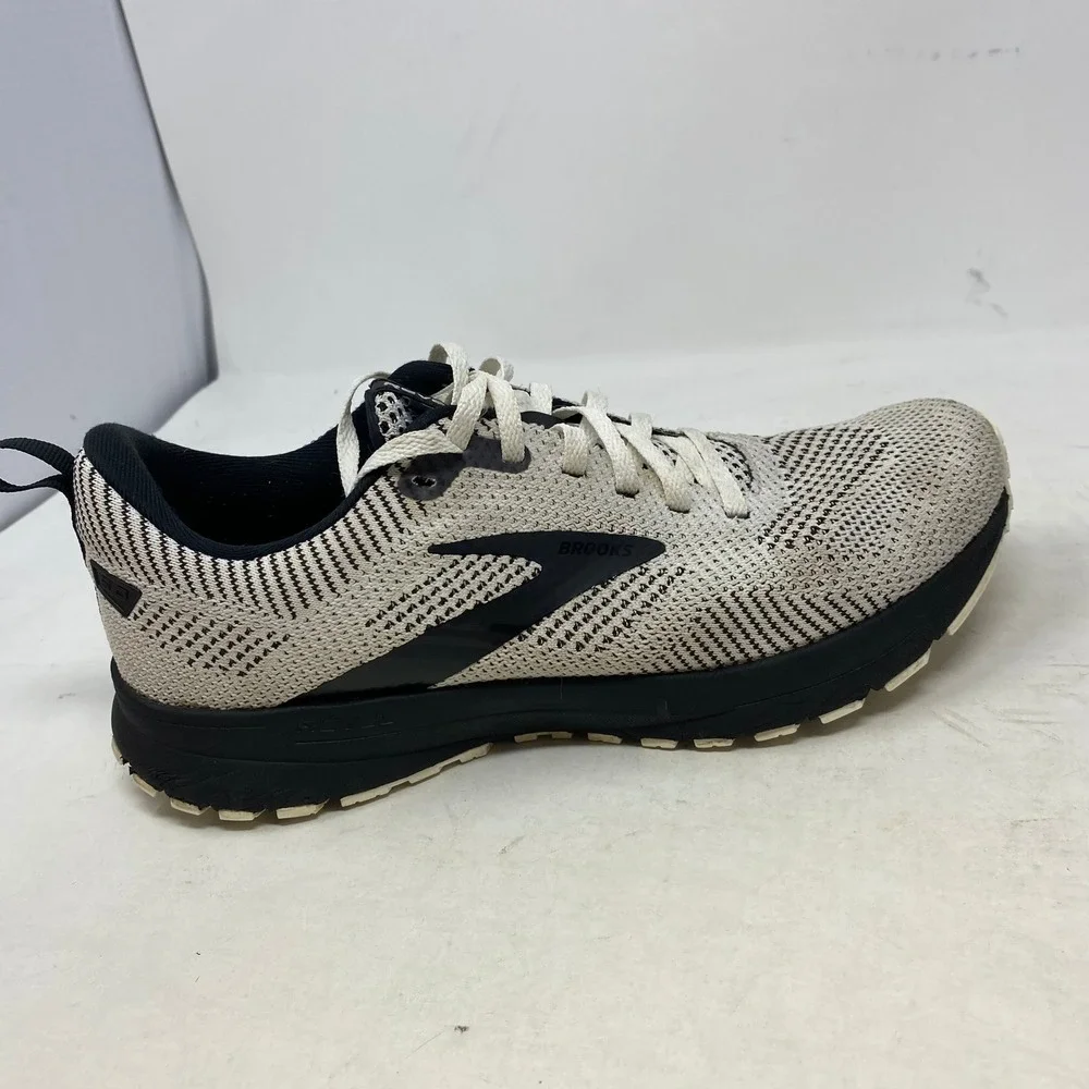 Brooks‎ Revel 5 Womens Running Shoes White Black 1203611B121 Size 9.5 Medium B